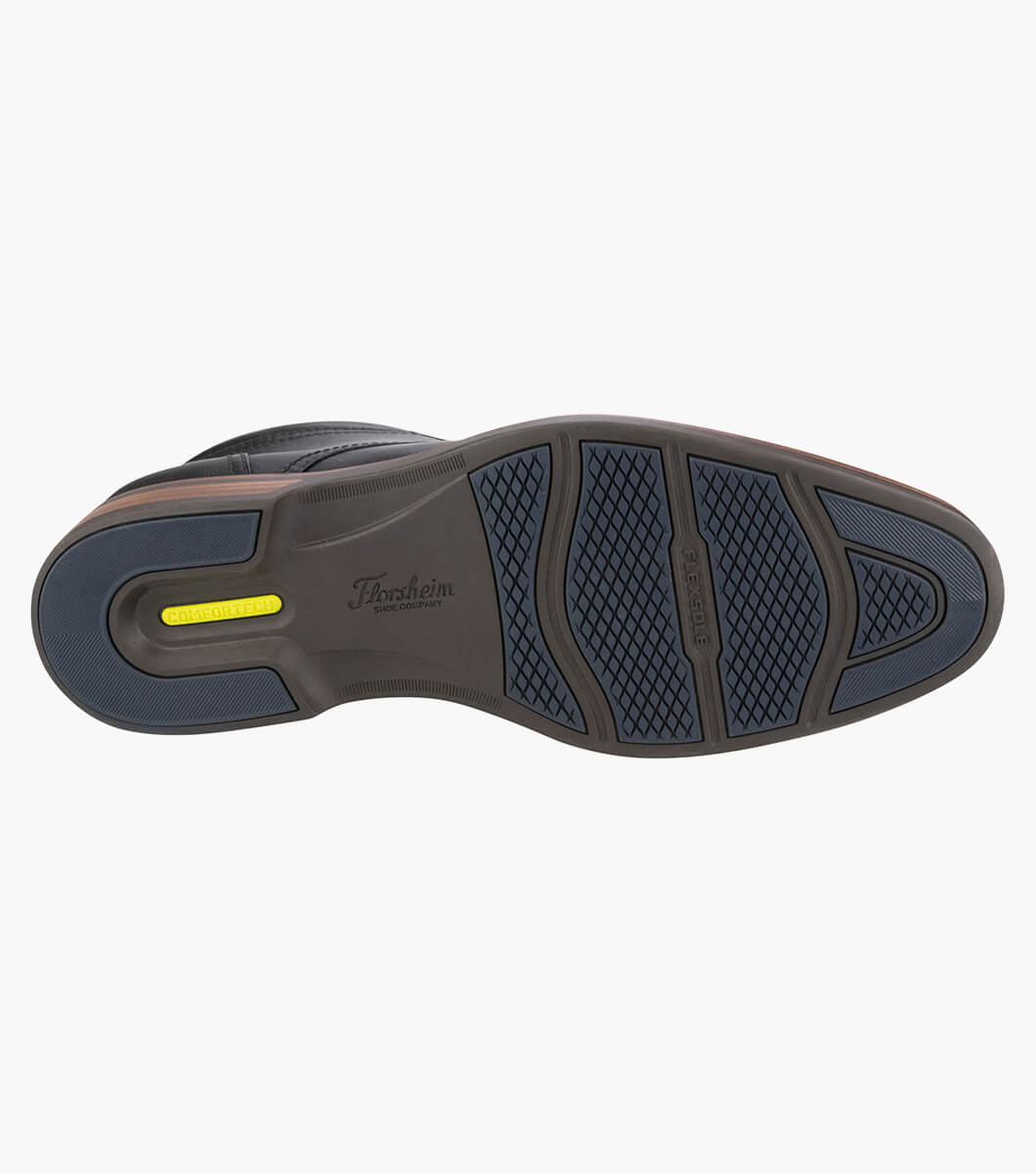 Traveller Chukka in BLACK Rotate View