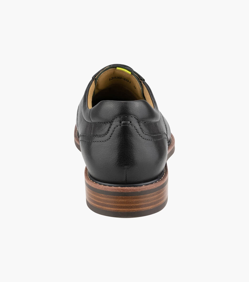 Traveller Cap in BLACK Rotate View