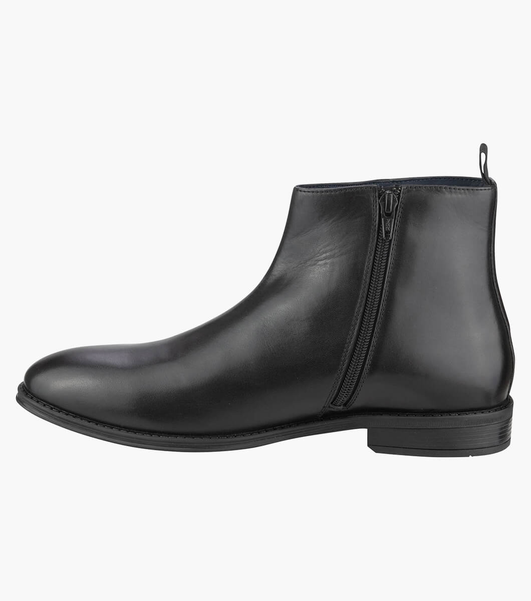 Chatham Zip Boot in BLACK Rotate View