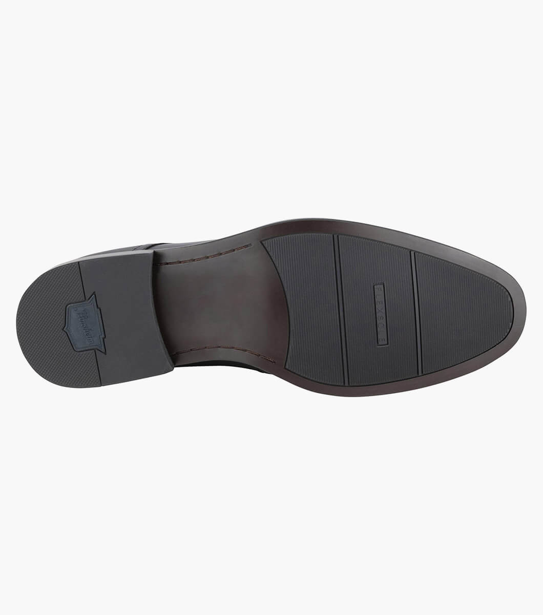 Chadwick Chukka in BLACK Rotate View