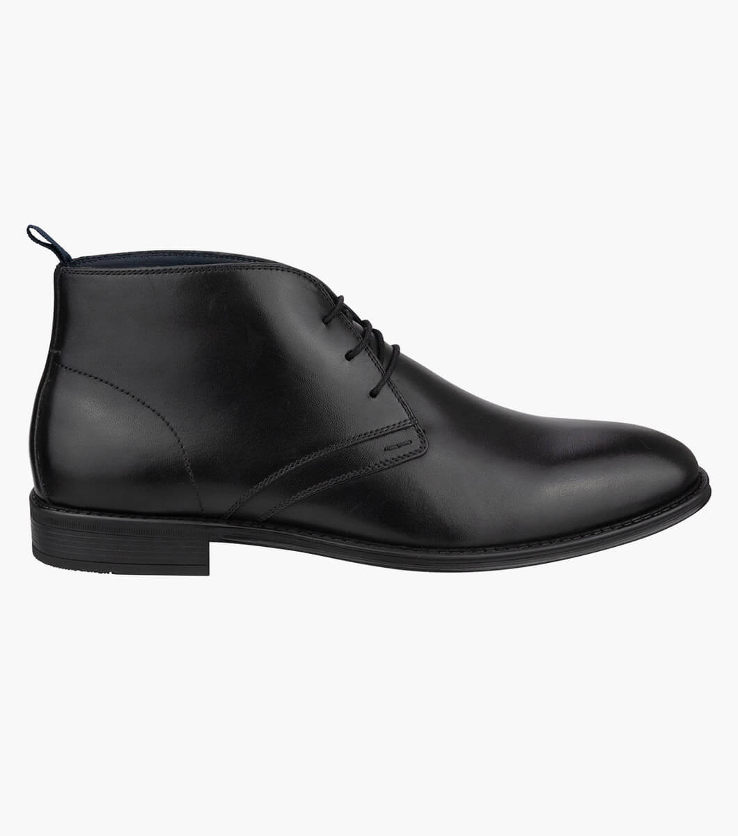 Chatham Chukka in BLACK Rotate View