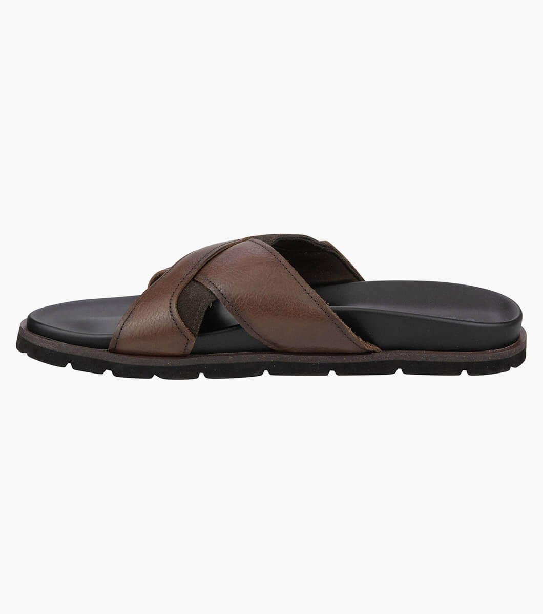 Bayside Slide in BROWN Rotate View