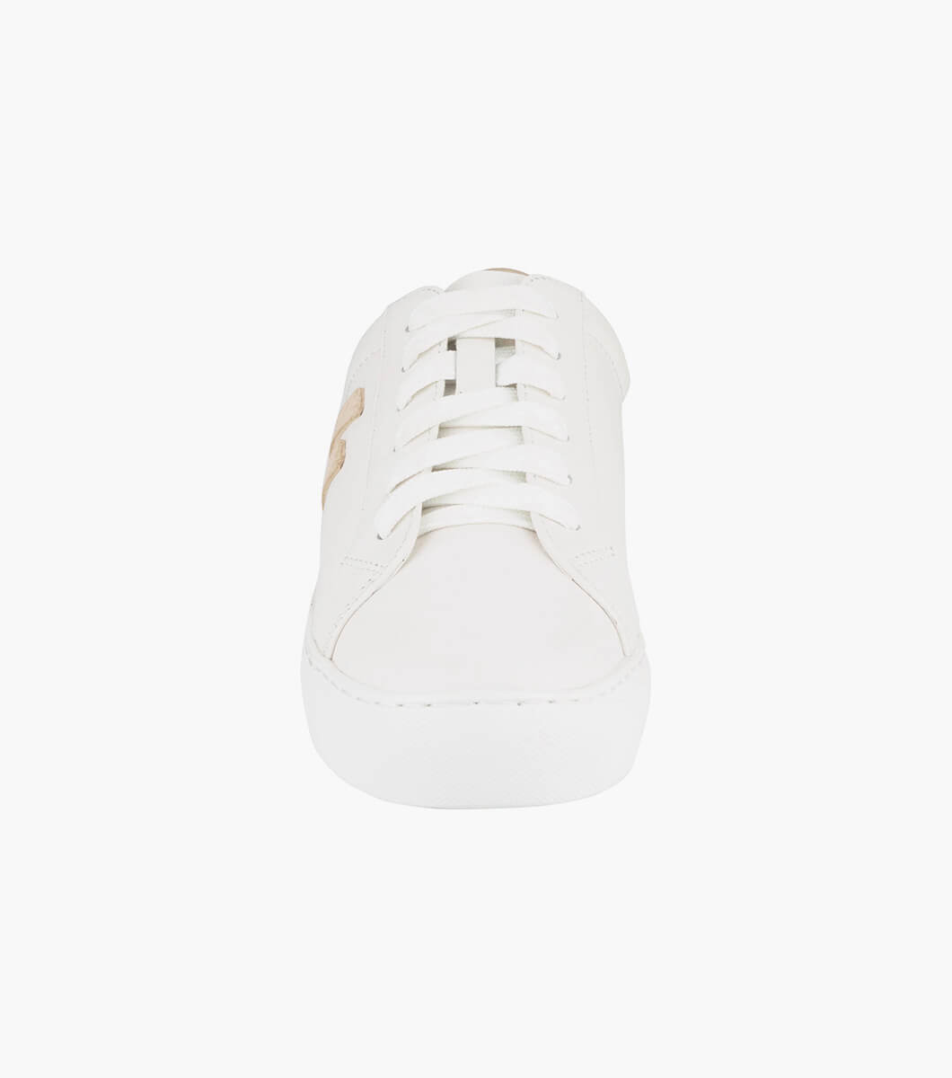 Sutton in WHITE Rotate View