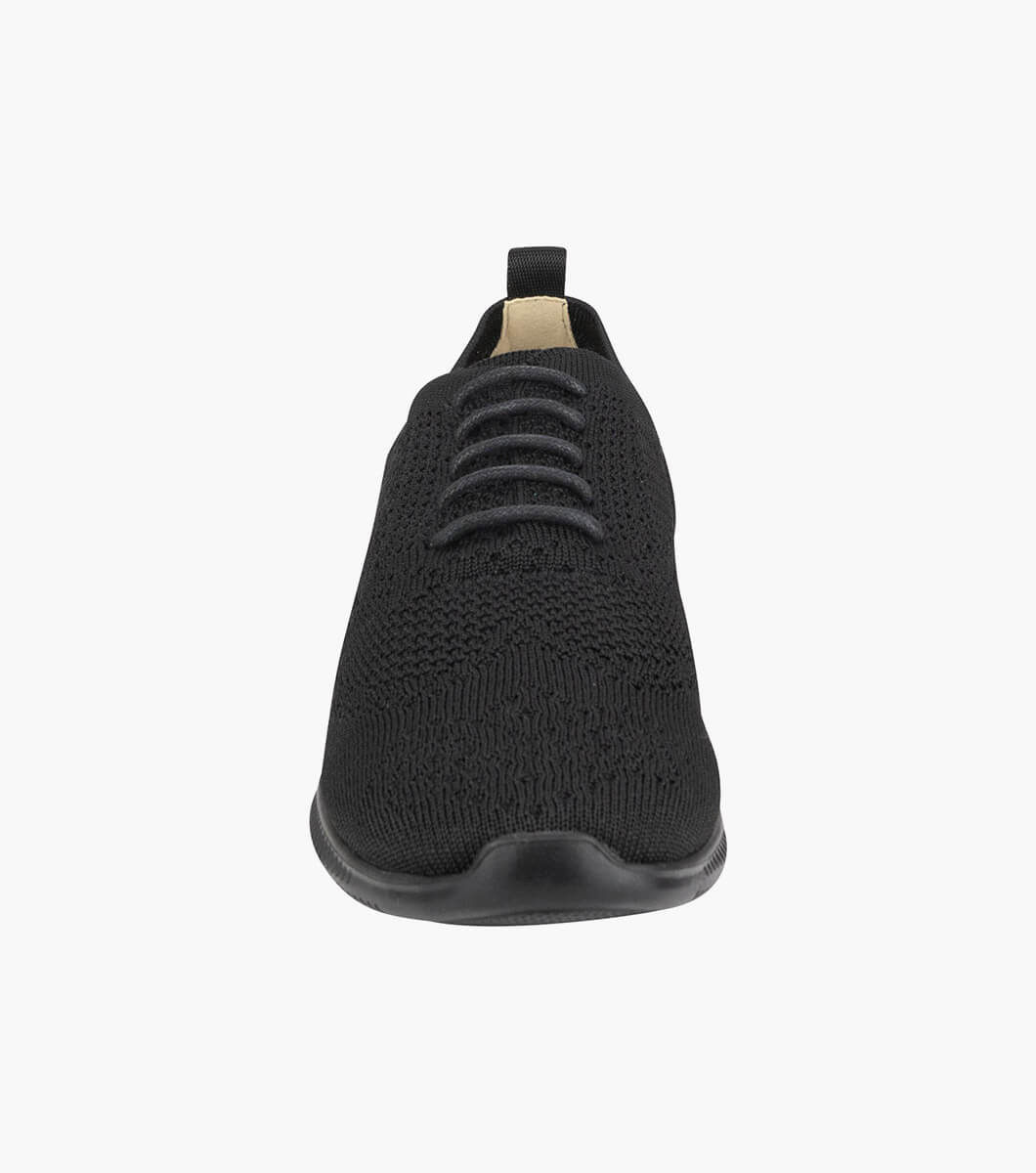 Nina in NERO Rotate View