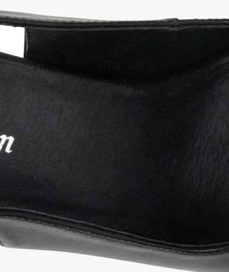 CUSHIONED FOOTBED 
