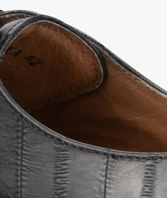LEATHER QUARTER LININGS 
