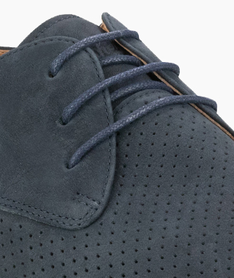 STYLISH LEATHER UPPER 
