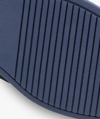 DURABLE RUBBER OUTSOLE 

