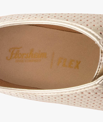 CUSHIONED FOOTBED 
