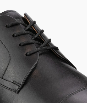CALF LEATHER UPPER 
