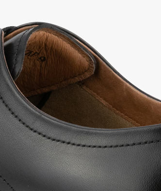 LEATHER QUARTER LININGS 
