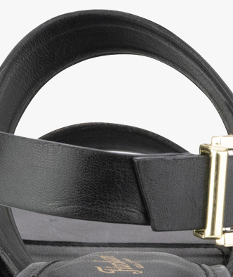 Side Buckle Closure