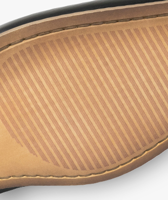 DURABLE RUBBER SOLE 
