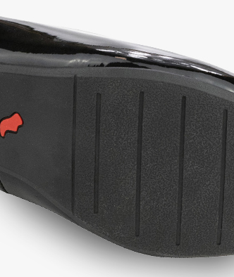 DURABLE RUBBER SOLE 
