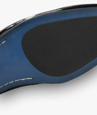 DURABLE RUBBER SOLE 