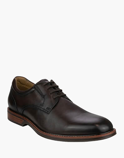 Traveller Plain Plain Toe Derby  in BROWN for $209.95
